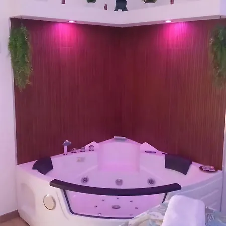 Romeo Апартаменти *