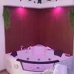 Romeo Апартаменти *
